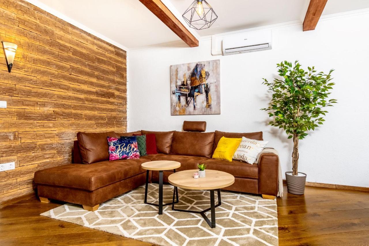 Ferienwohnung Zollus House Tvrda Osijek Exterior foto