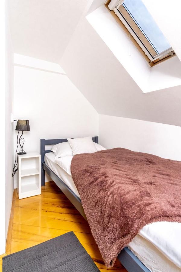 Ferienwohnung Zollus House Tvrda Osijek Exterior foto