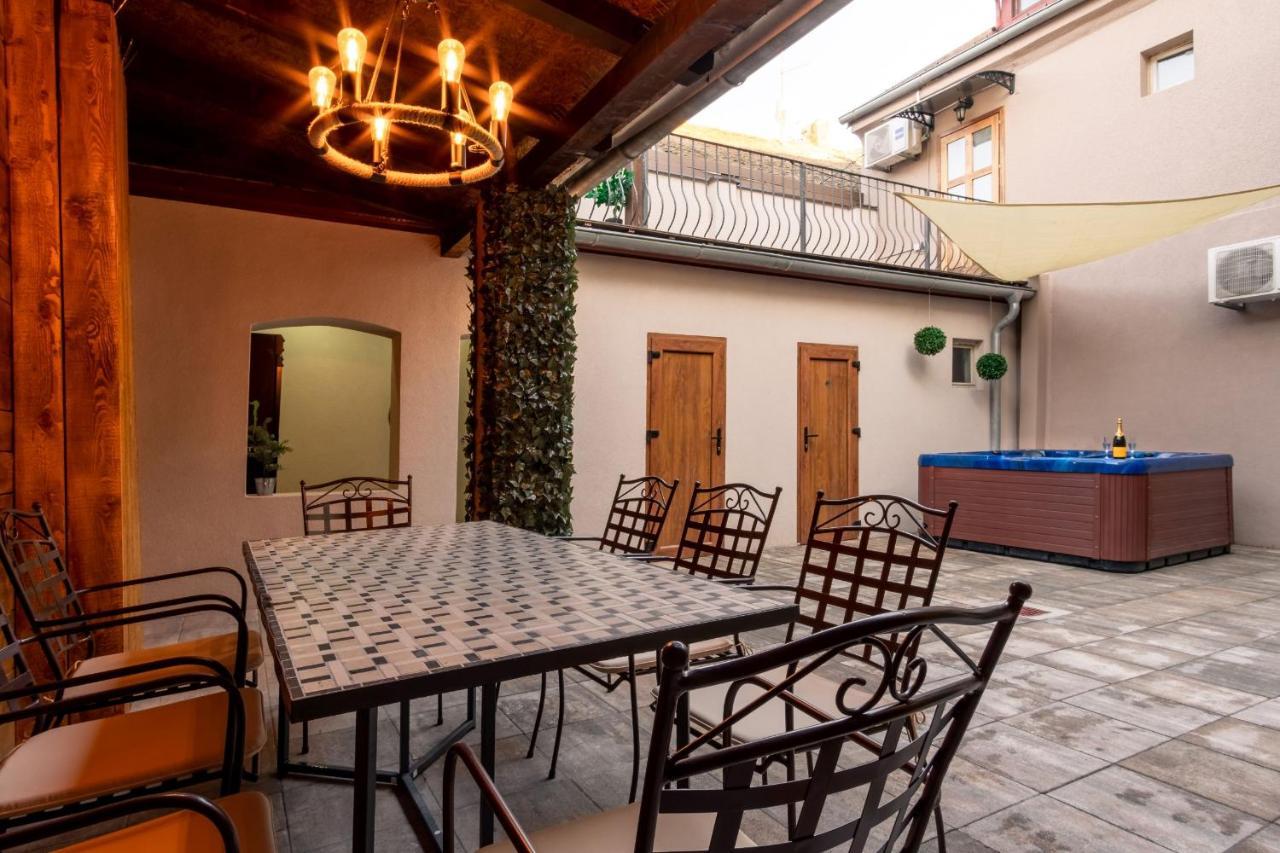Ferienwohnung Zollus House Tvrda Osijek Exterior foto